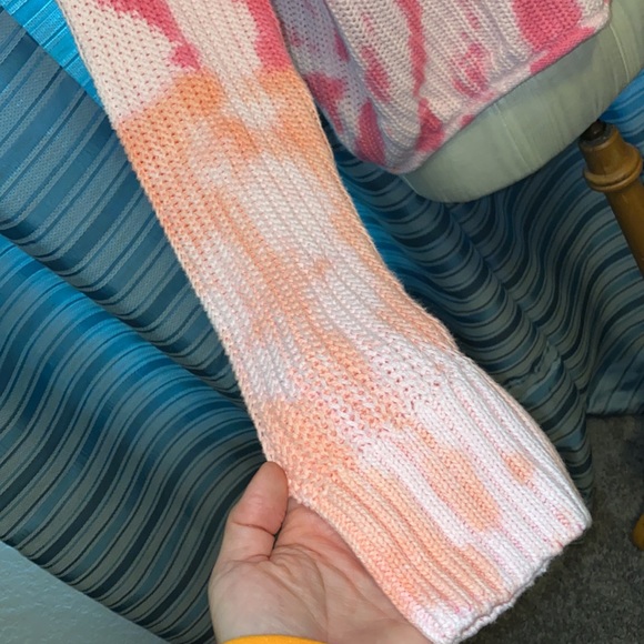 Pink Tye Dye Crop Sweater - Picture 5 of 6